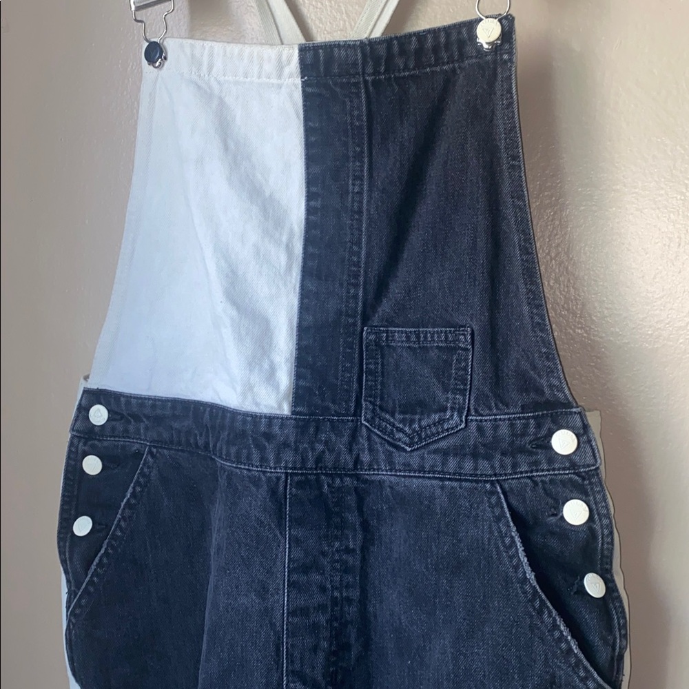 Guess Overalls - image 5